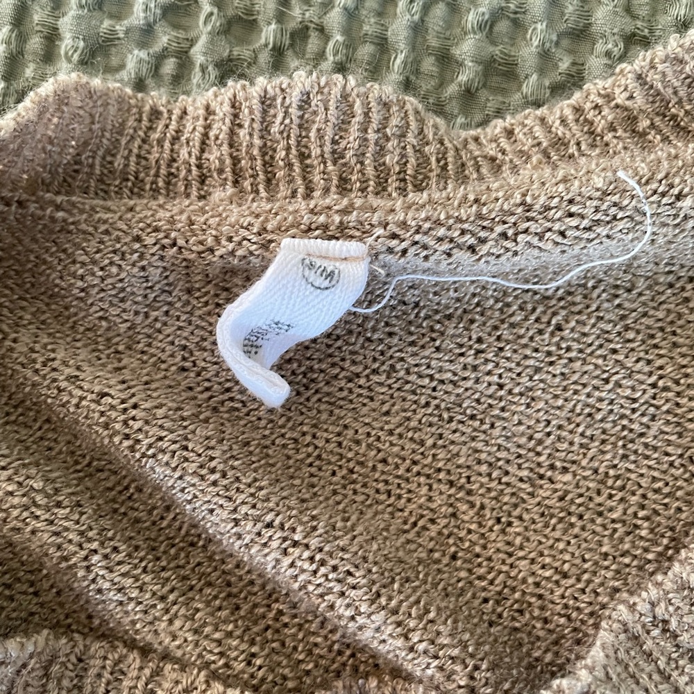 Sweater - Picture 3 of 3